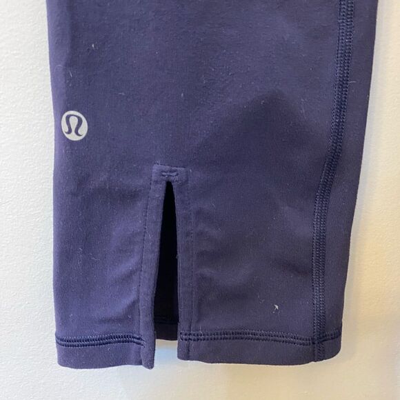 Lululemon Gather & Crow Crop Pants Women Size 2 - Picture 7 of 11